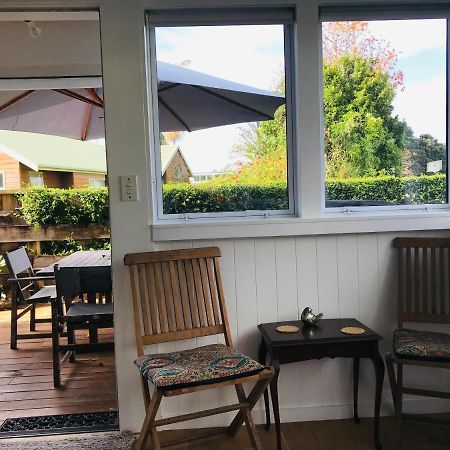 Serendipity Wharf Cottage Тайруа Экстерьер фото
