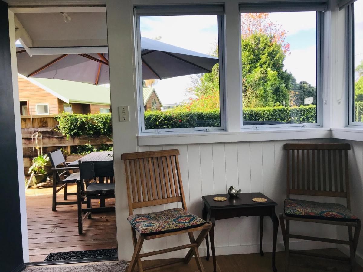 Serendipity Wharf Cottage Тайруа Экстерьер фото