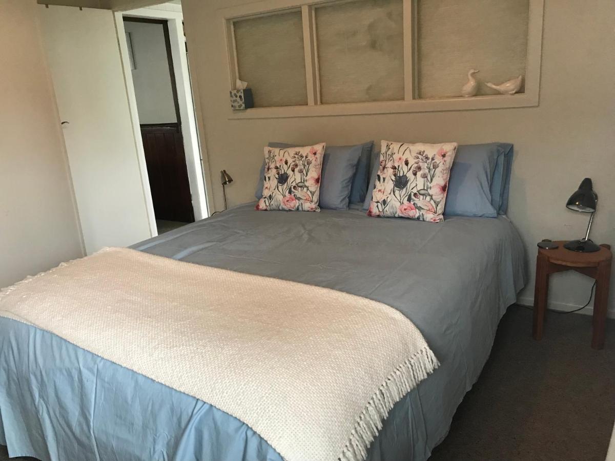 Serendipity Wharf Cottage Тайруа Экстерьер фото
